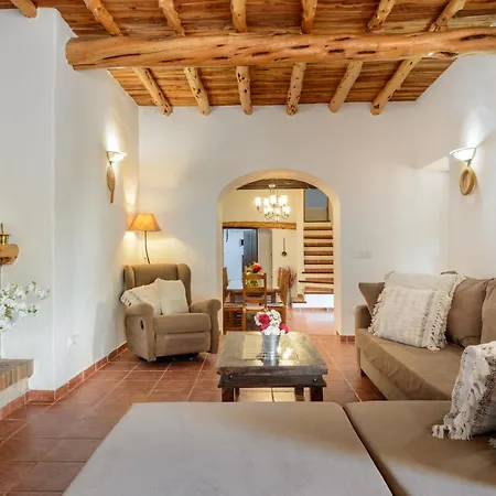 Monte Dalt Villa *