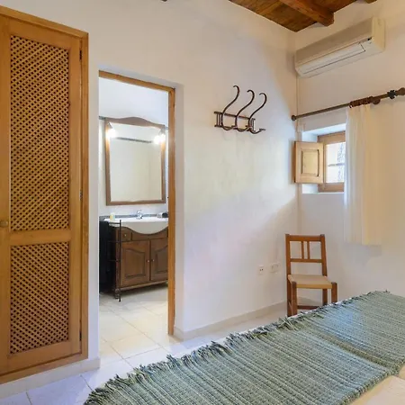 Monte Dalt Villa *